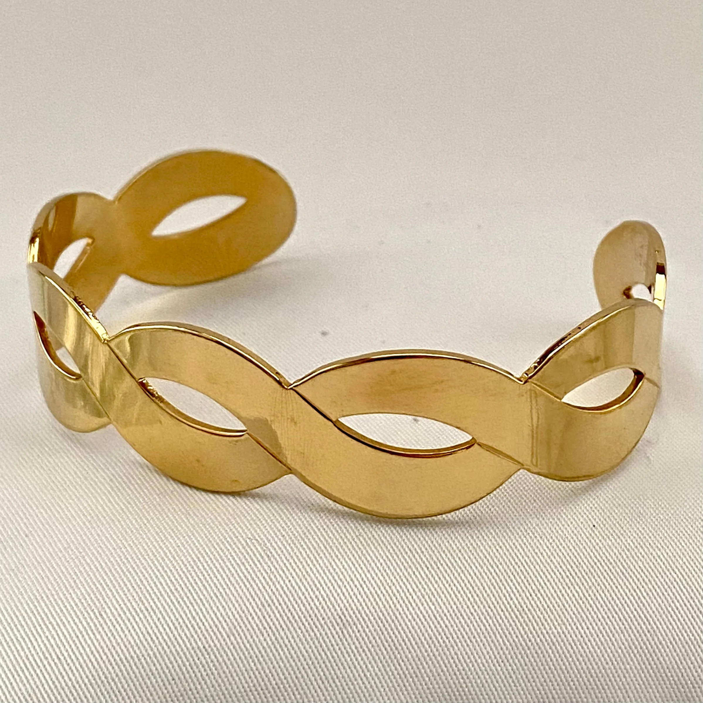 1976 Sarah Coventry Fashion Braid Bracelet