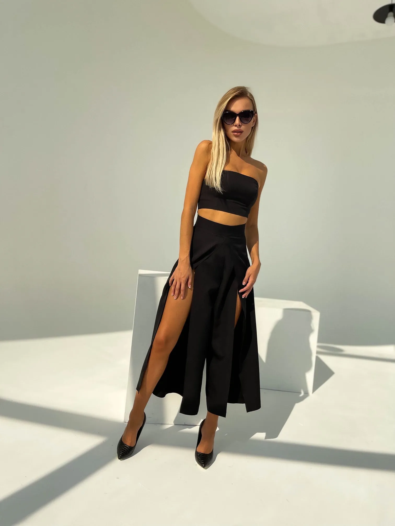 Black High Waist Slit Cuff Сulottes