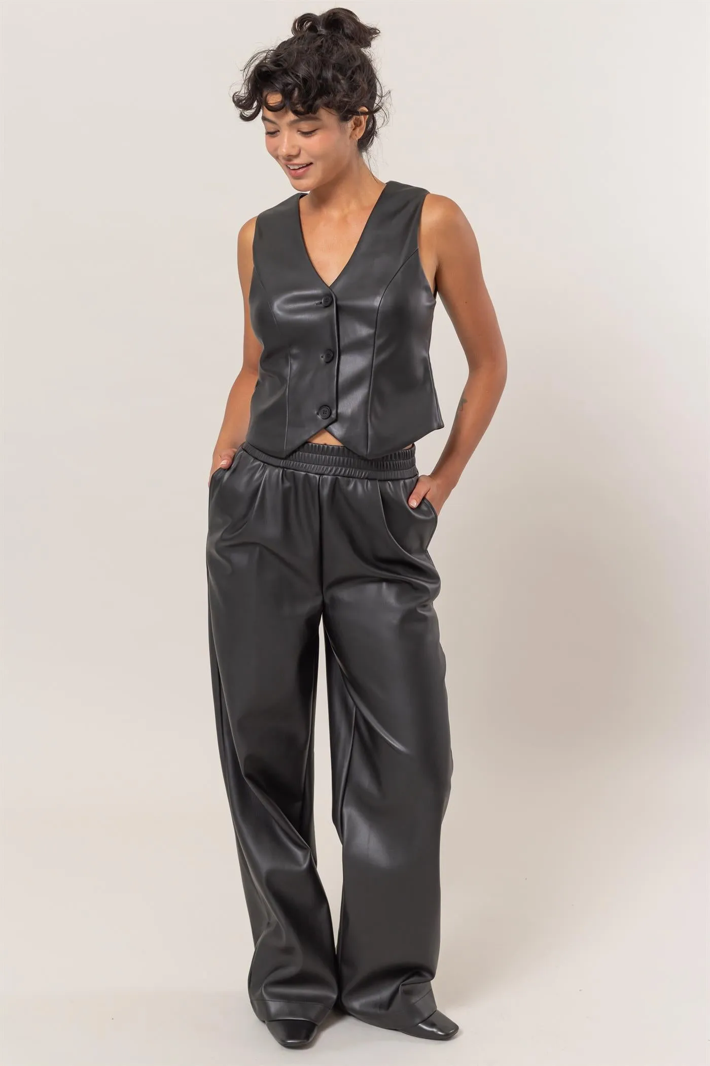 DZ24F552-Leather High Waist Pants