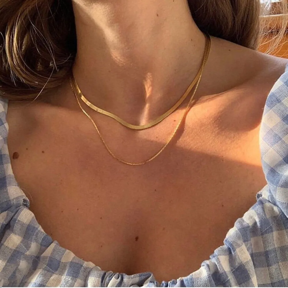 Fashion Simple Snake Chain Clavicle Choker Necklace for Women Retro Golden Chain Short Necklace Fashion Jewelry Gift