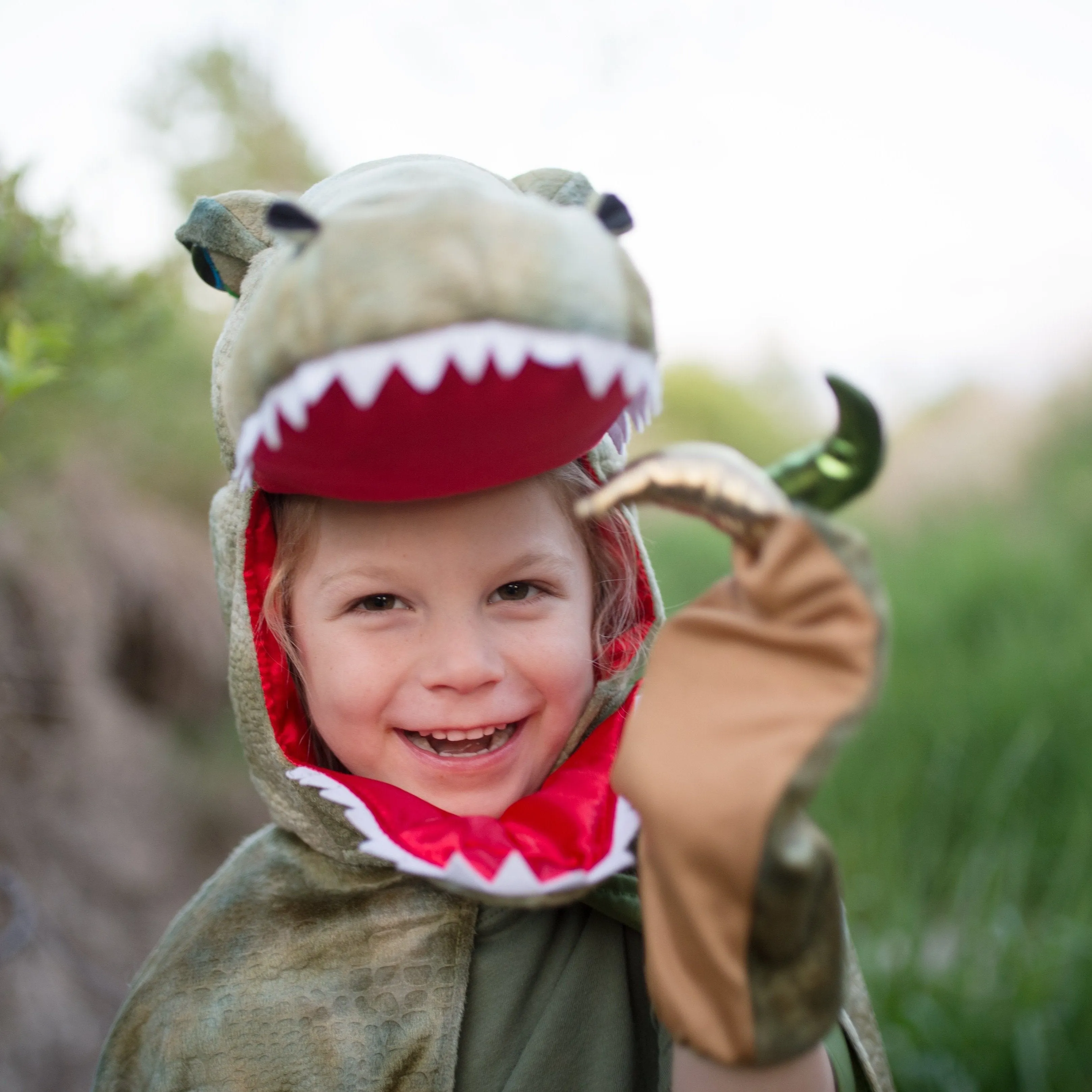 Grandasaurus T-Rex Cape with Claws