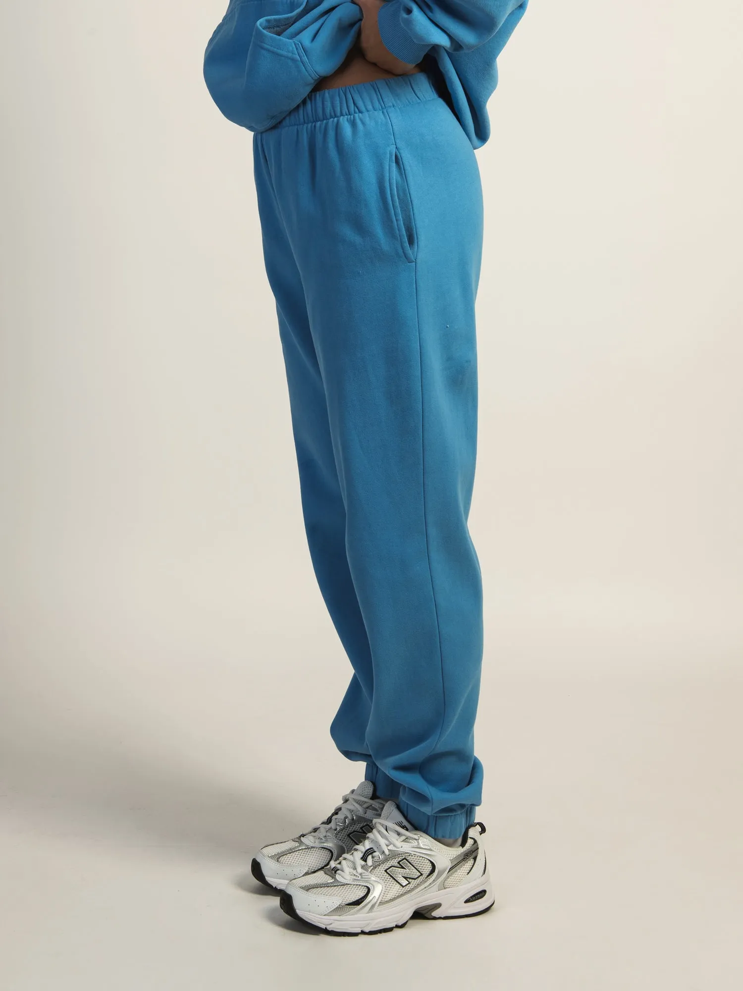 HARLOW JORDANA RELAXED SWEATPANT - ELECTRIC BLUE