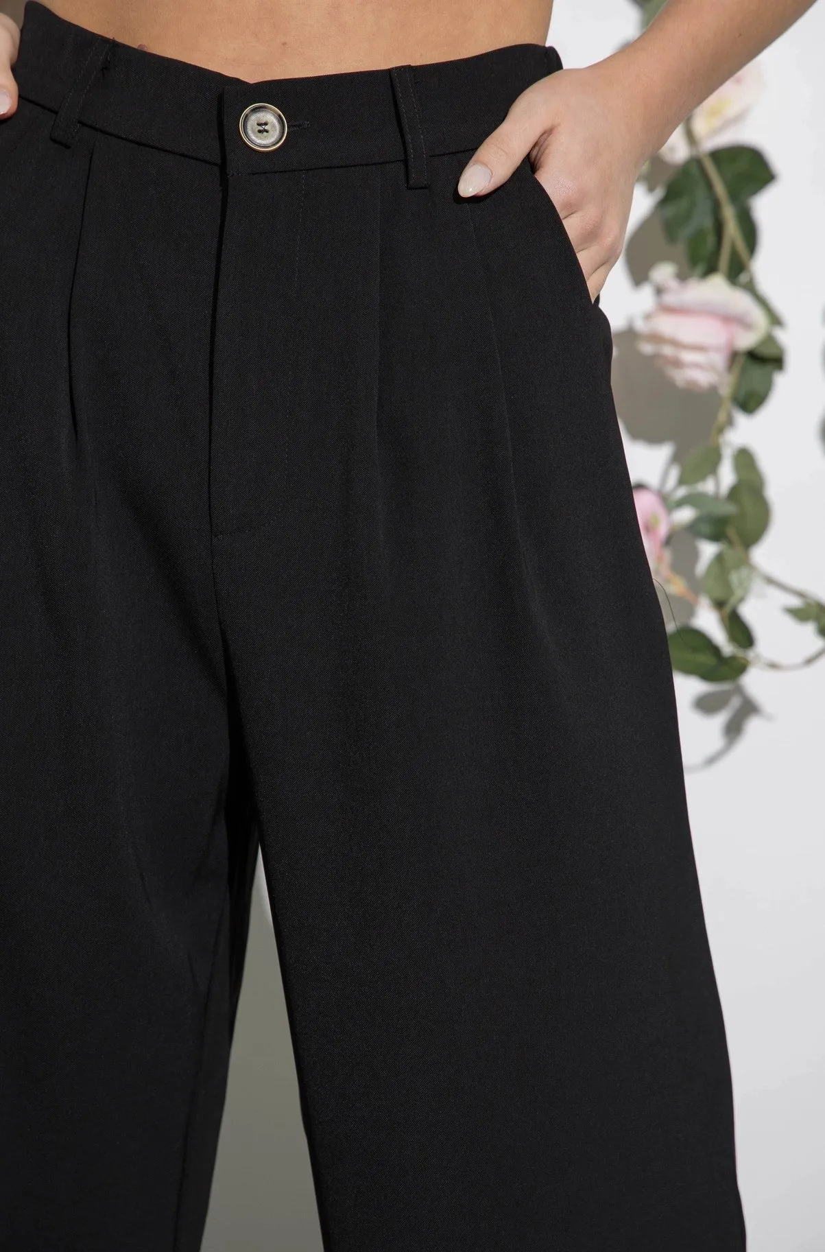 High Waist Pleated Pants (Black)