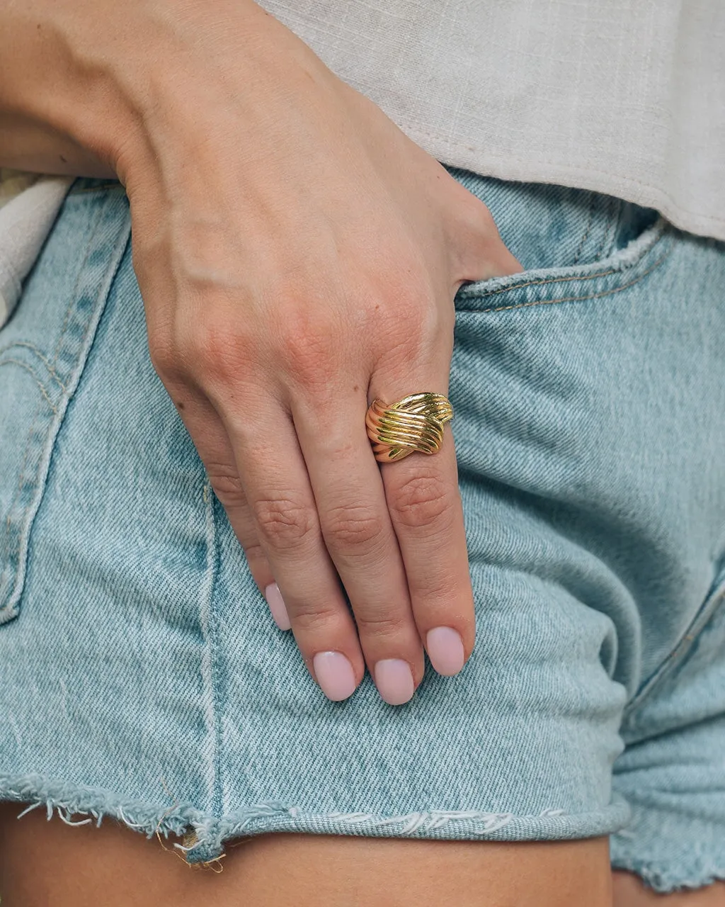 Plié Textured Statement Ring