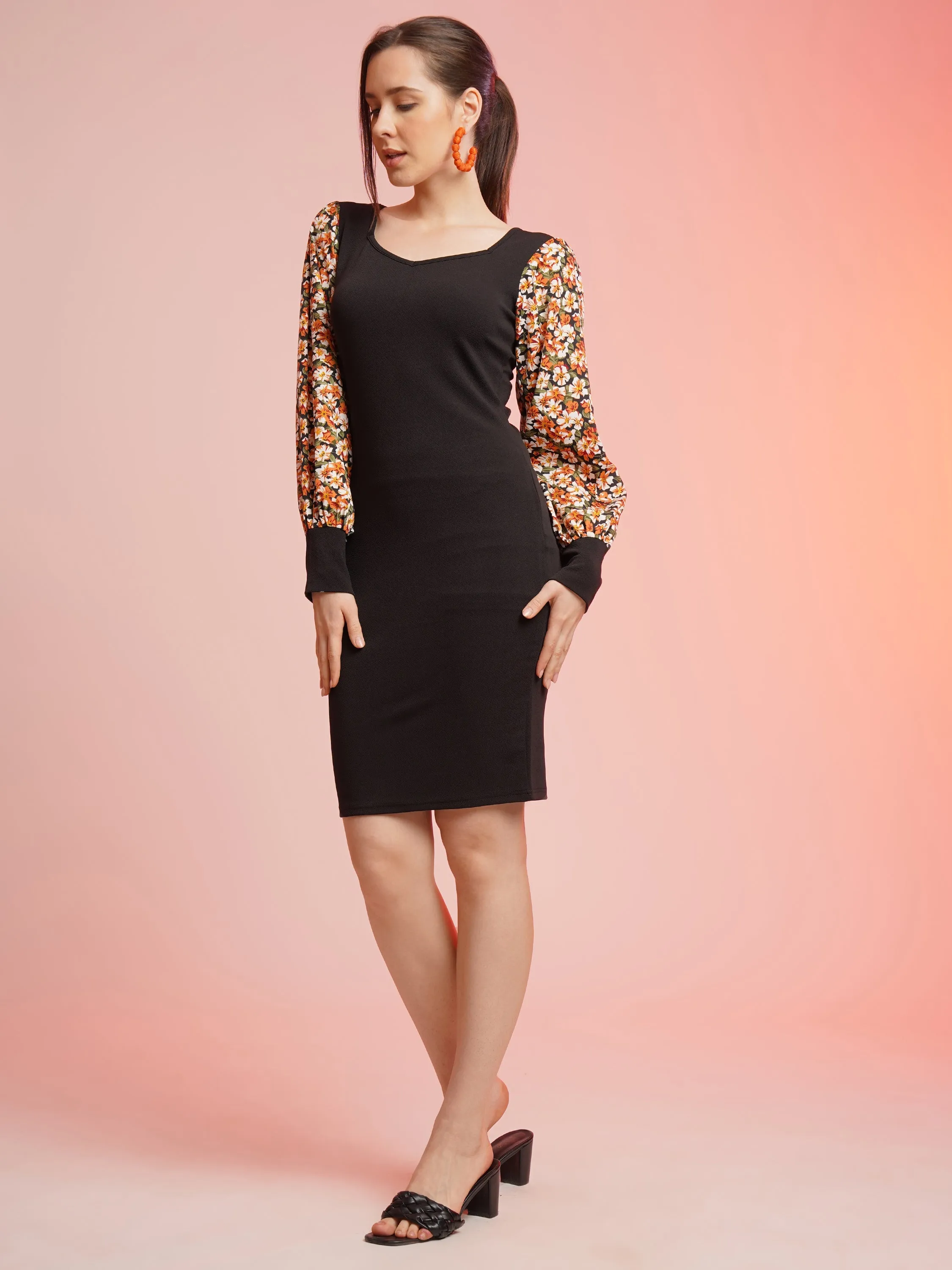 Pretty Straight Hemline Printed Sleeve Bodycon Dress