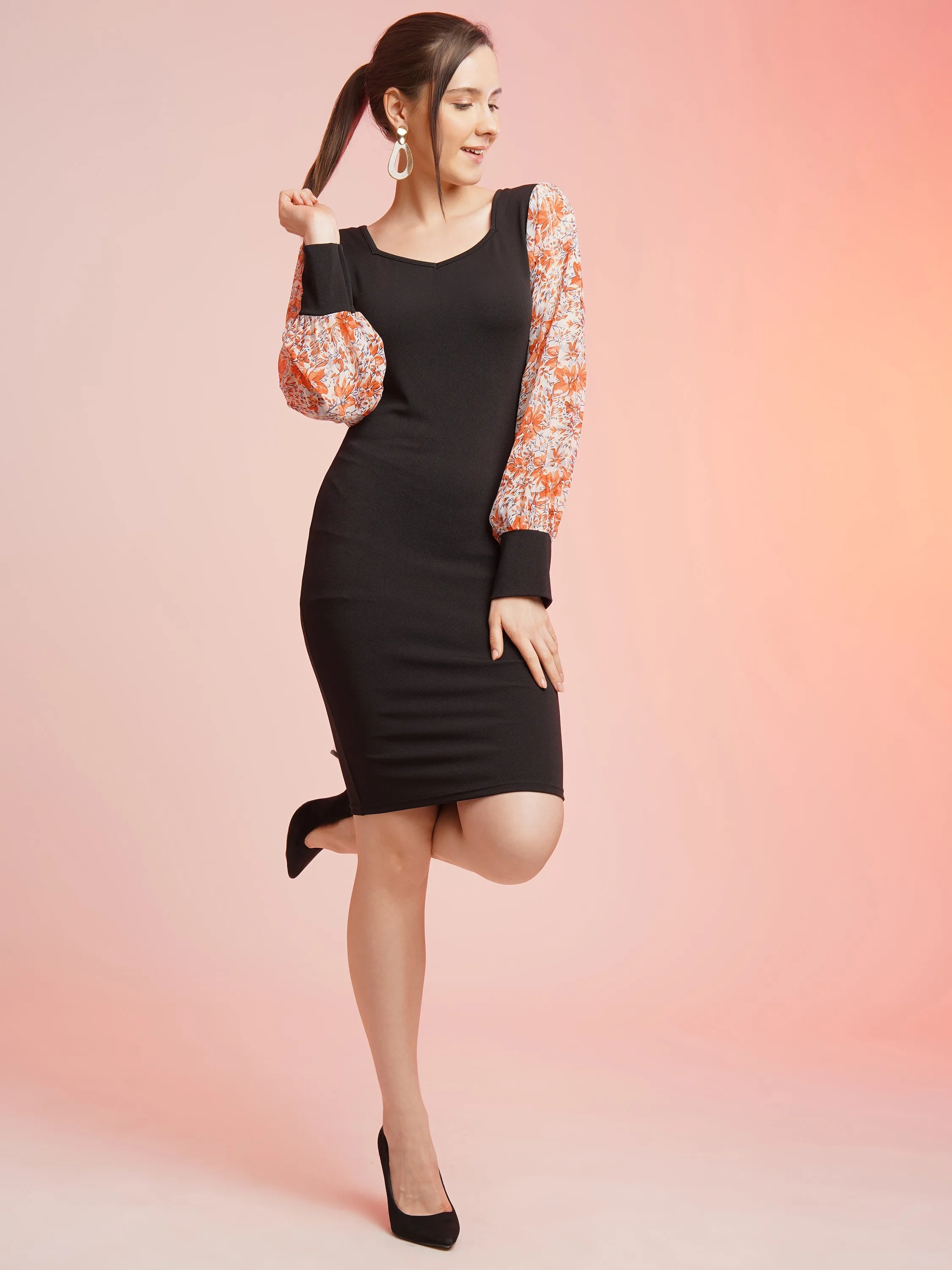 Pretty Straight Hemline Printed Sleeve Bodycon Dress