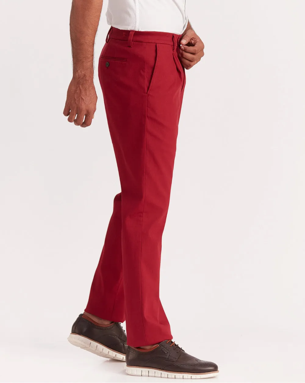 Single Pleated Relaxed Fit Trousers - Carmine Red