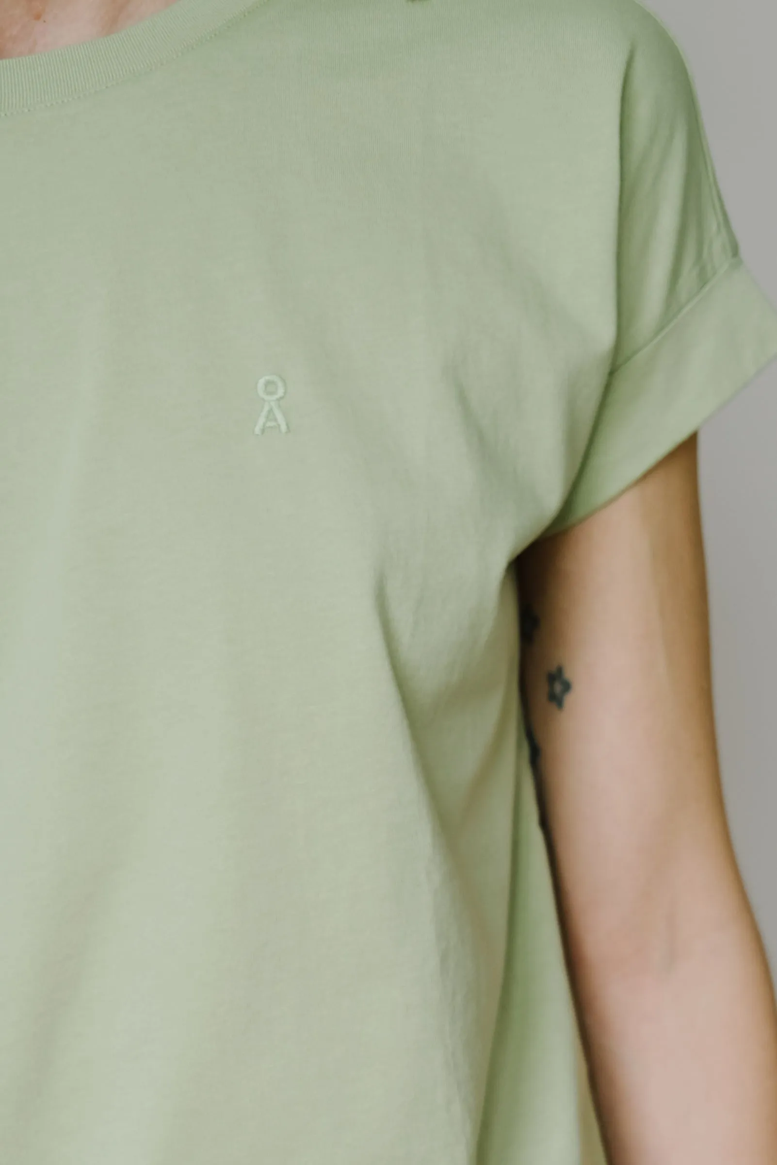 t-shirt - idaara - light matcha