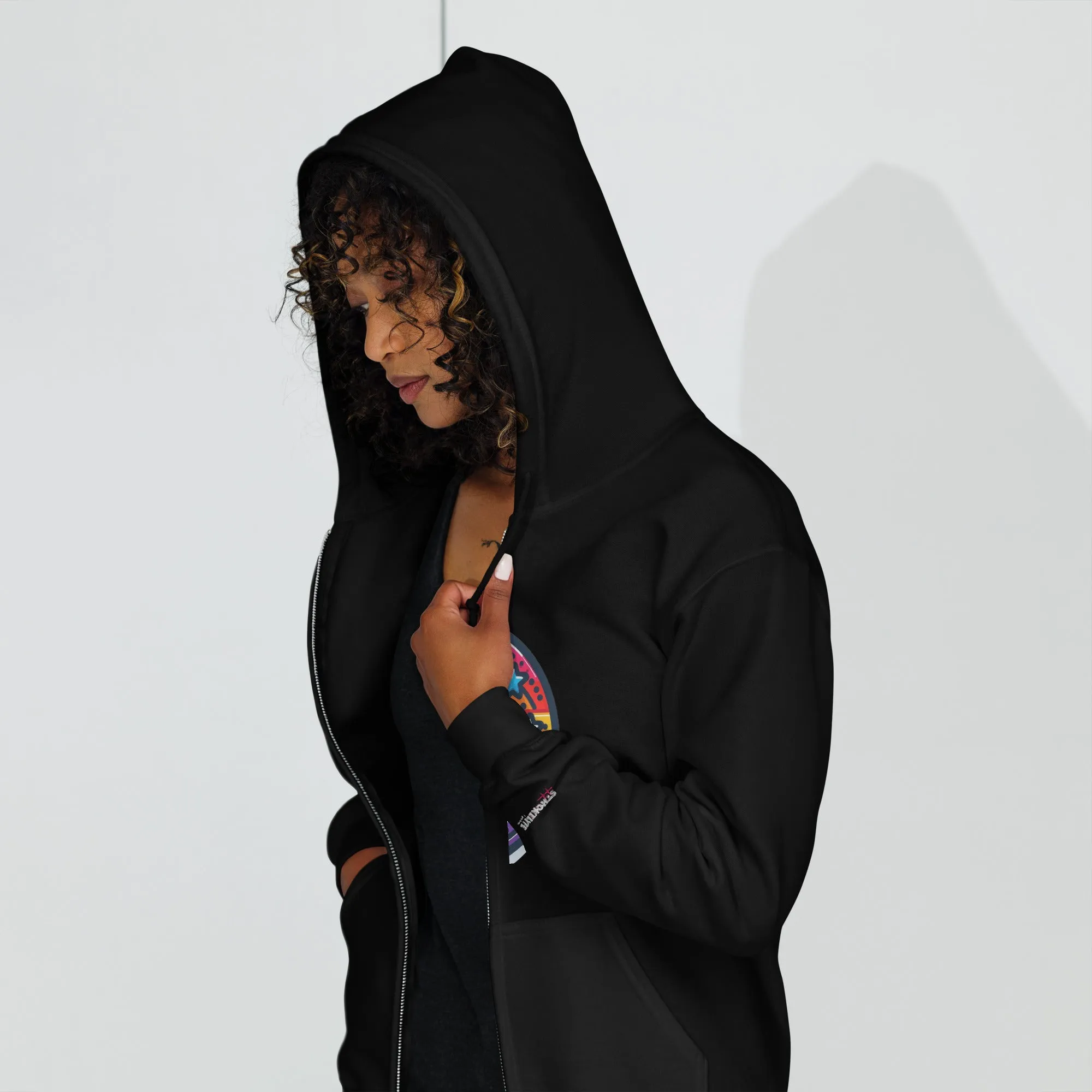 Unisex Heavy Blend Zip Hoodie – Warm, Durable, and Versatile Everyday Comfort